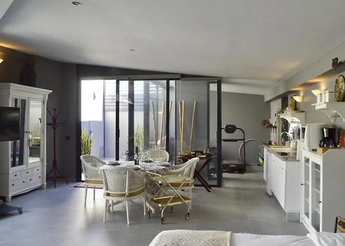 Διαμέρισμα Winahost Loft Cruz